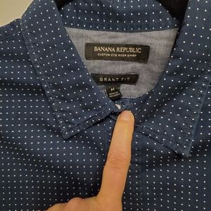 Banana Republic podcasts dot navy shirt M